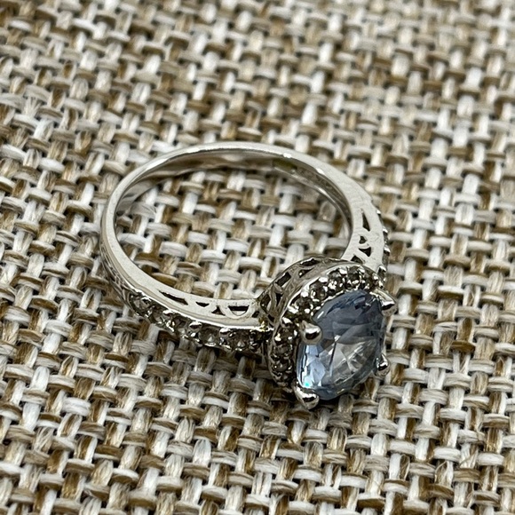 Vintage Estate Sterling Silver 925 Blue Topaz & Diamond Halo Ring – Size 6 - Picture 8 of 17